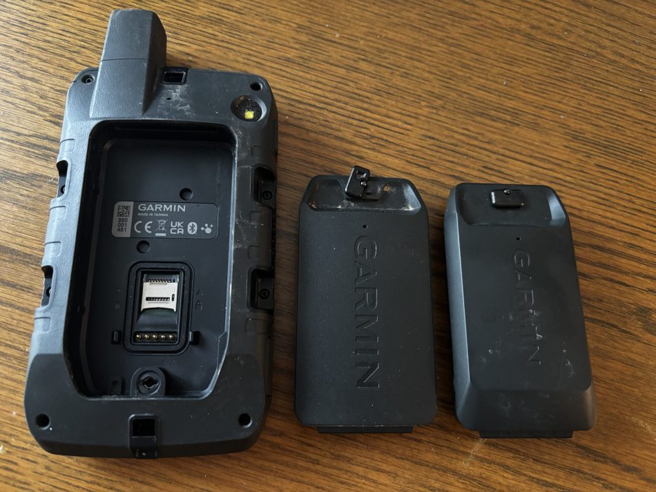garmin montana battery pack comparison
